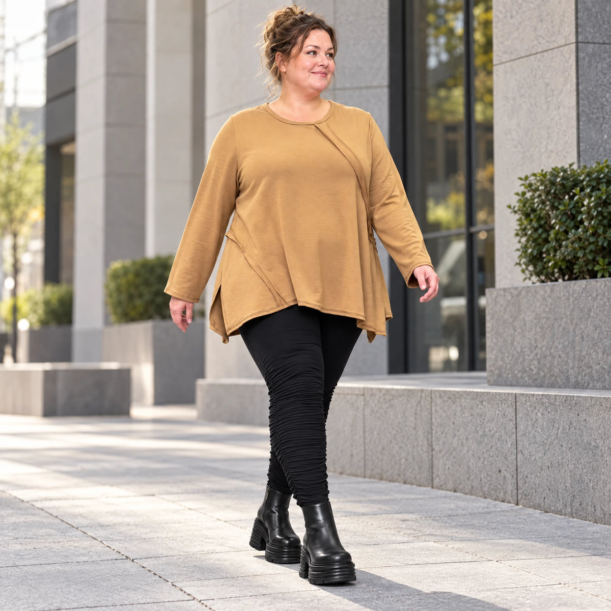 Langarmshirt in Camel mit weiter A-Linie aus weichem Stretchjersey für Alltagslooks