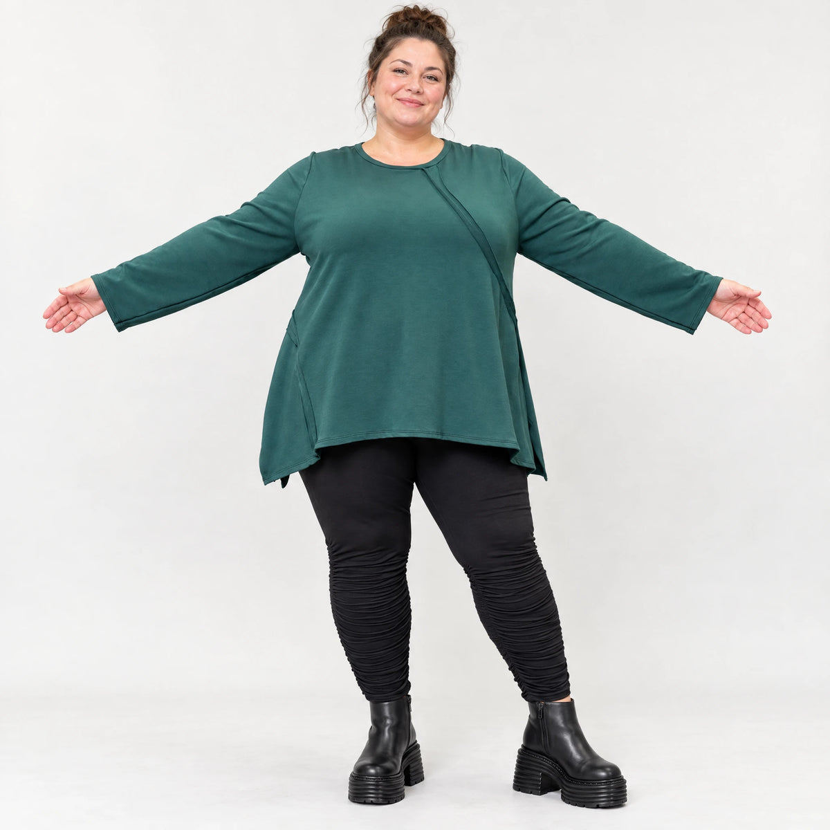 Langarmshirt in Dunkelgrün mit A-Linie und Rundhalsausschnitt aus weichem Stretchjersey