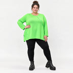 Langarmshirt in Grün aus feinem warmem Stretchjersey aus Italien mit fließender A-Linie