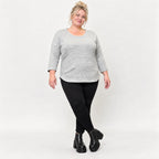 Langarmshirt in Grau/Schwarz aus weichem Flauschgarn mit Rundhalsausschnitt und Taschen