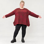 Flauschiges Feinstrickshirt in Rot/Braun mit Rundhalsausschnitt und fließender A-Linie