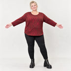 Warmes Langarmshirt aus Feinstrick mit Flauschgarn in Rot/Braun mit gerundeter Schnittform