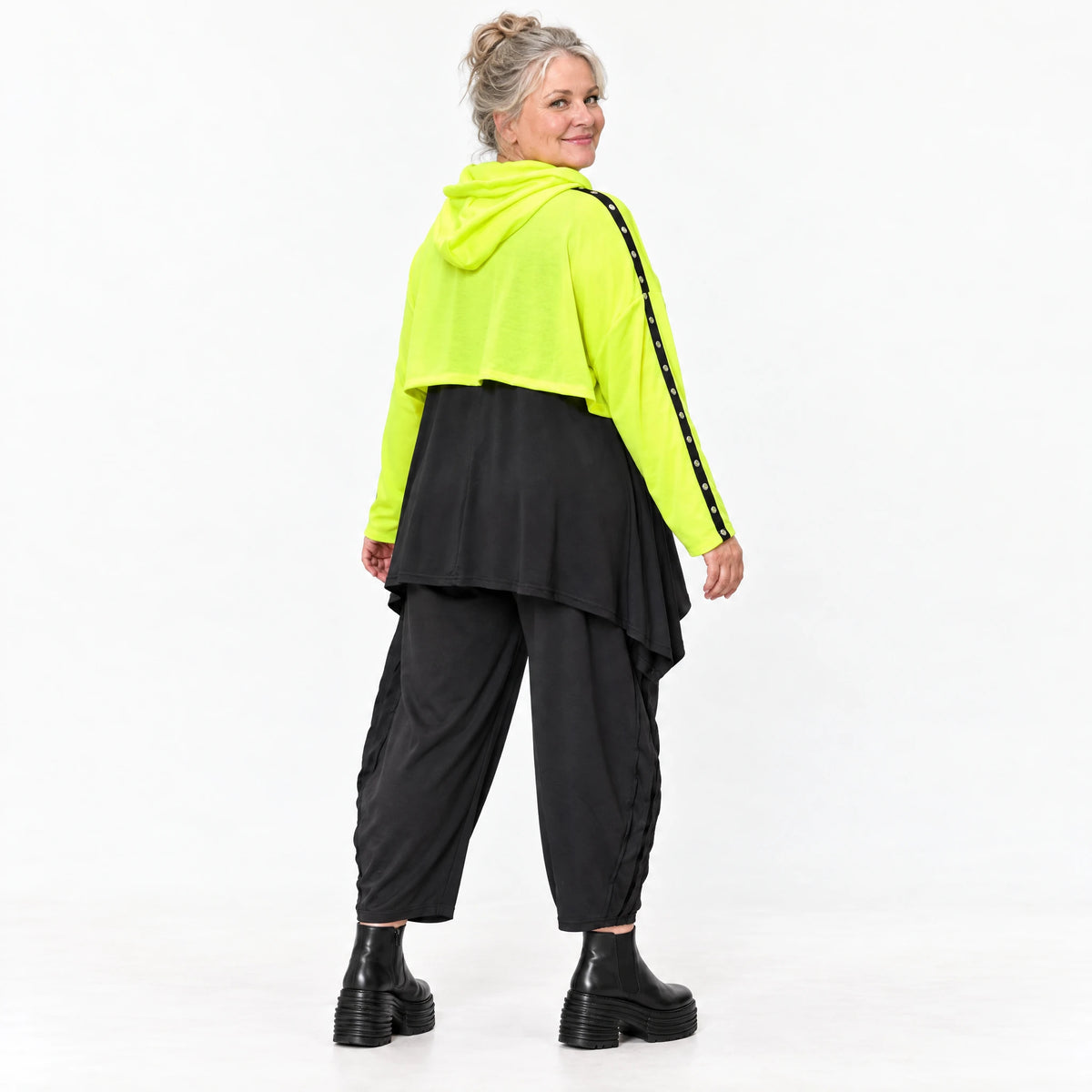 Lässiger Überwurf in leuchtendem Neongelb aus weichem Stretchjersey mit warmer Kapuze