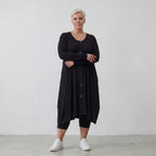 Elegante Jersey Jacke in Schwarz mit schmeichelhafter Silhouette und praktischen Taschen