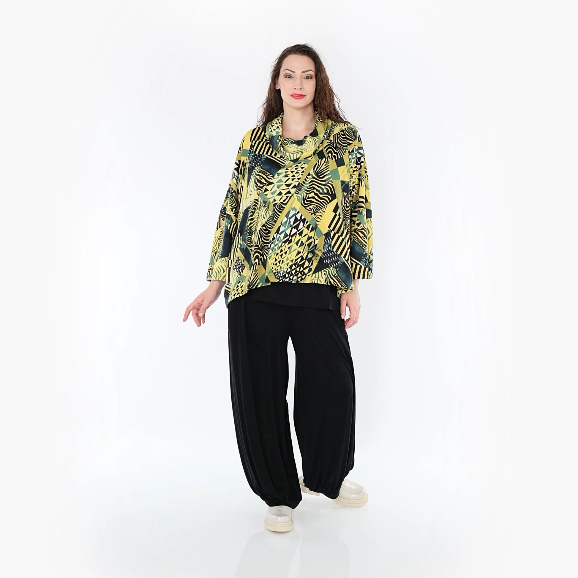  AKH Fashion Bigshirt in kastiger Form, aus Viskose, 1396.03019, Senf-Olive-Schwarz, Grafik