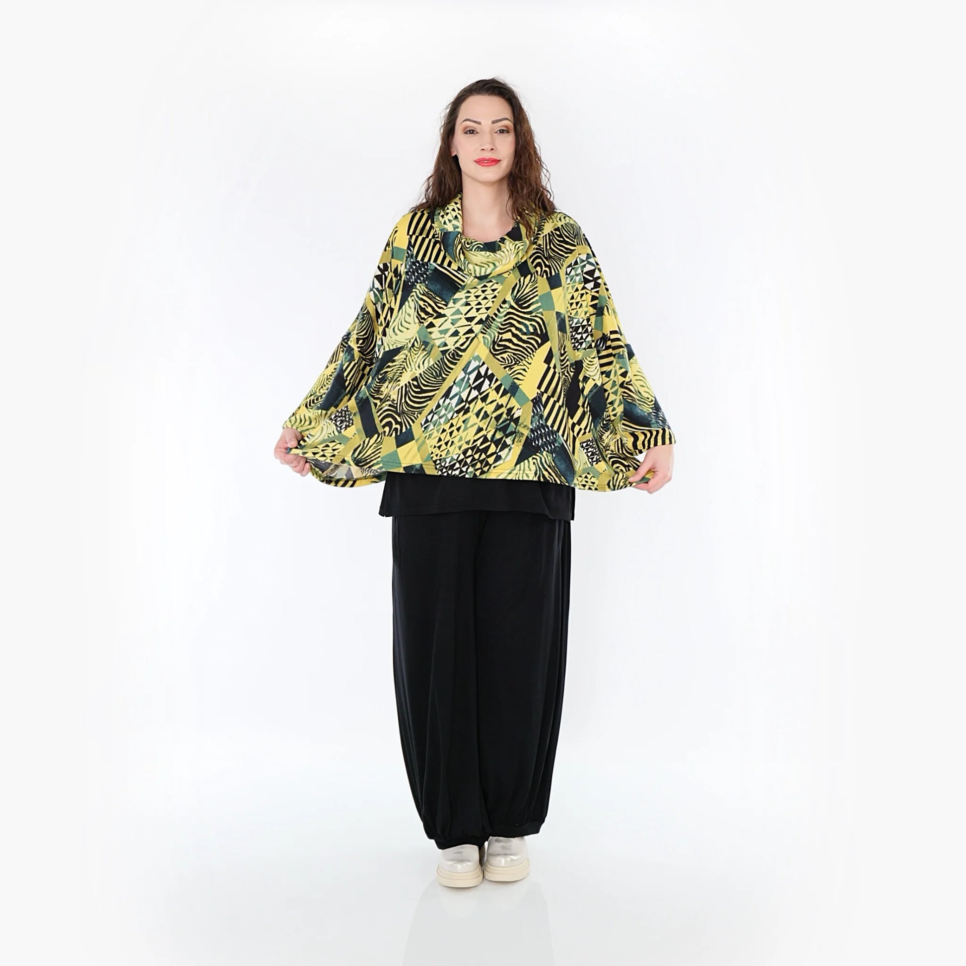  AKH Fashion Bigshirt in kastiger Form, aus Viskose, 1396.03019, Senf-Olive-Schwarz, Grafik