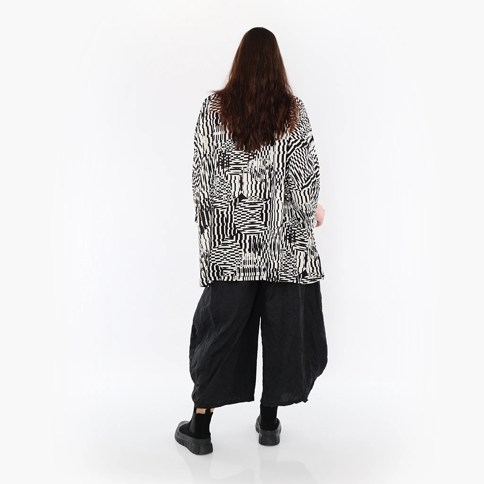  A-Form Bigshirt von AKH Fashion aus Rayon, 1445.07037, Ecru/Schwarz, Grafik, Schick, Modern