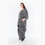  AKH Fashion Bigshirt in Vokuhila-Form, aus Materialmix, 1452.06837, Schwarz/Weiß, Abstrakt
