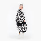  AKH Fashion Bigshirt in kastiger Form, aus Viskose, 1460.03018, Schwarz/Weiß, Zebra, Schick