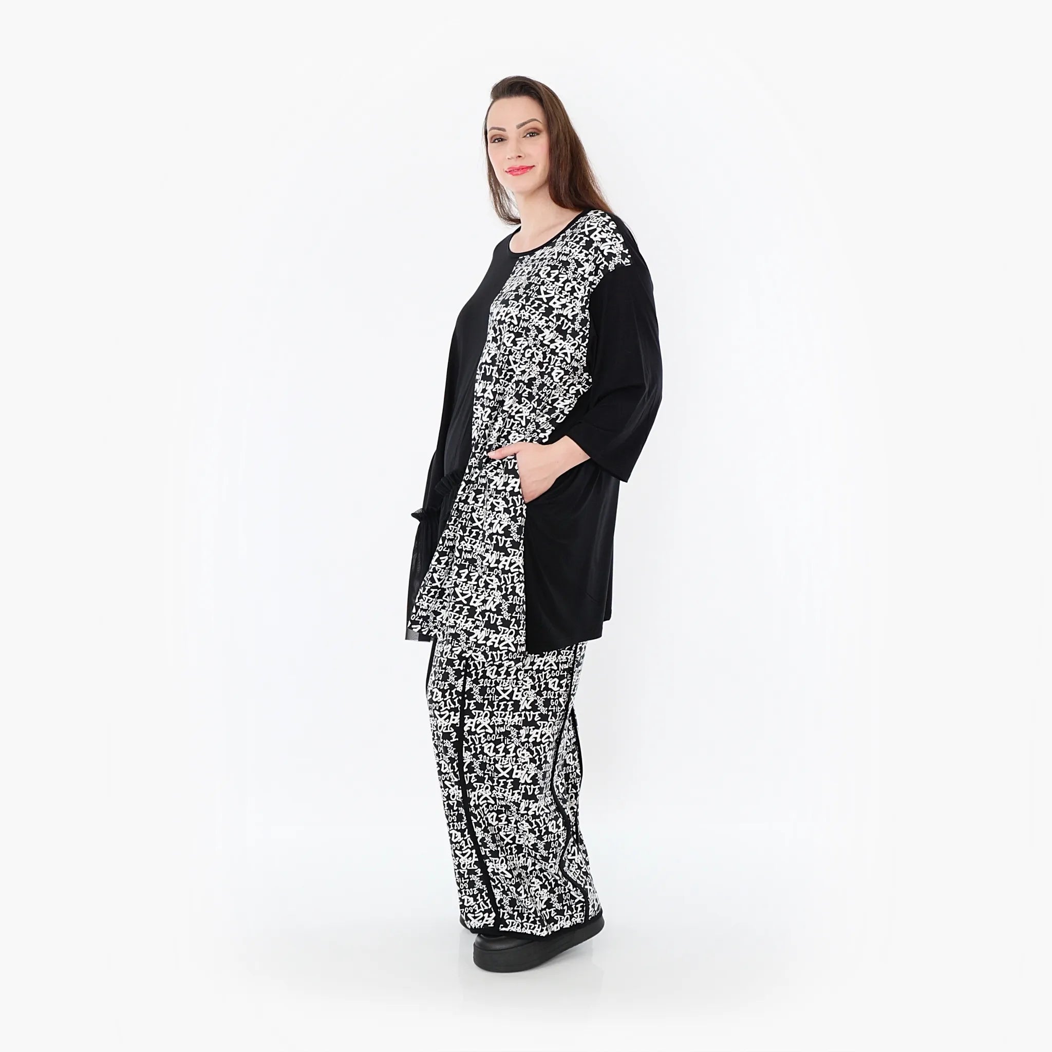  A-Form Bigshirt von AKH Fashion aus Viskose, 1475.07075, Schwarz/Weiß, Buchstaben, Schick