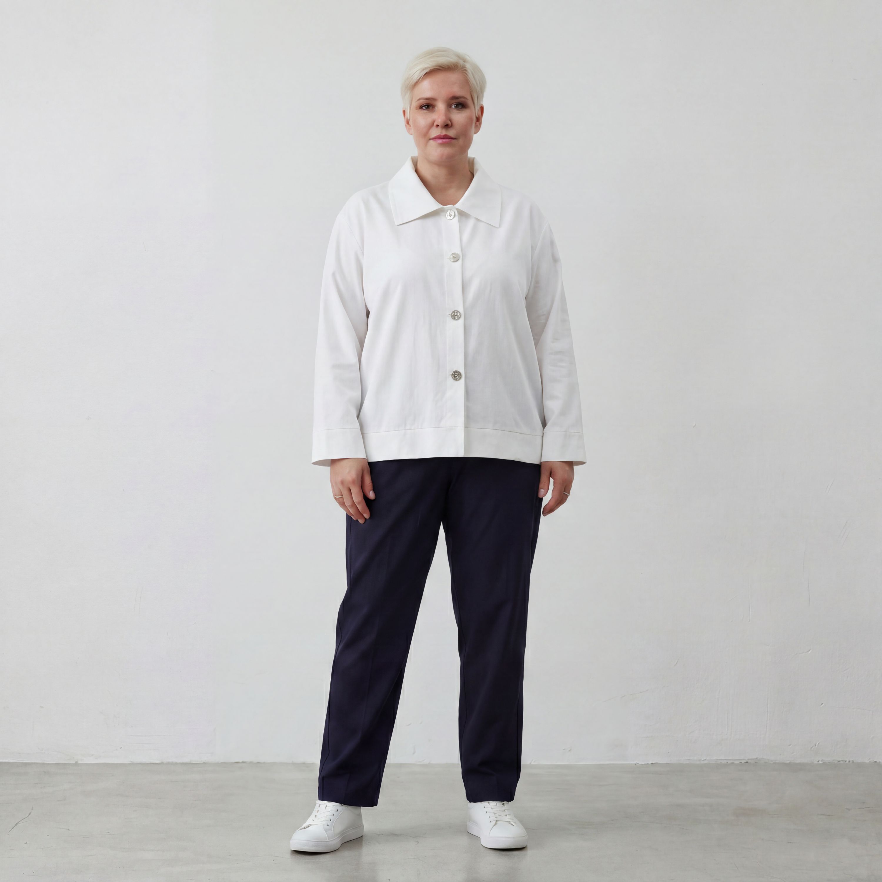 Zeitloser Weißer Blazer im Oversize Lagenlook mit Hemdkragen leger elegant und ausgefallen