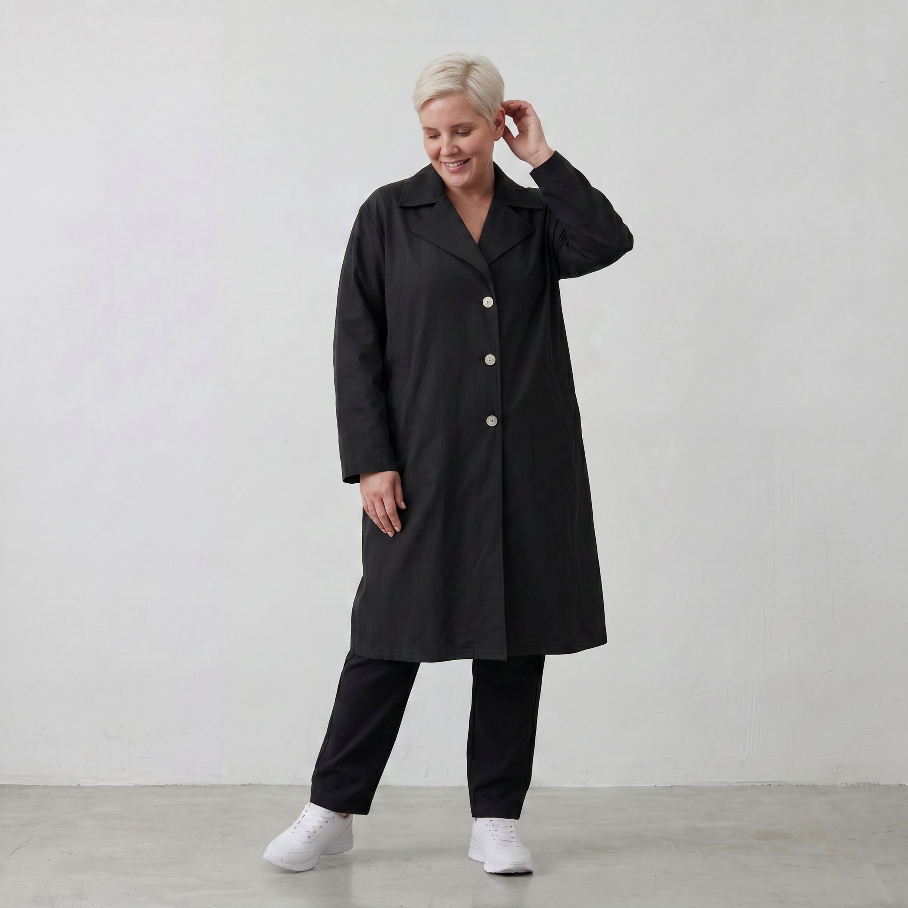 Schwarzer Oversize Mantel fliessend elastisch zeitlos leger sommerlich fuer Lagenlook