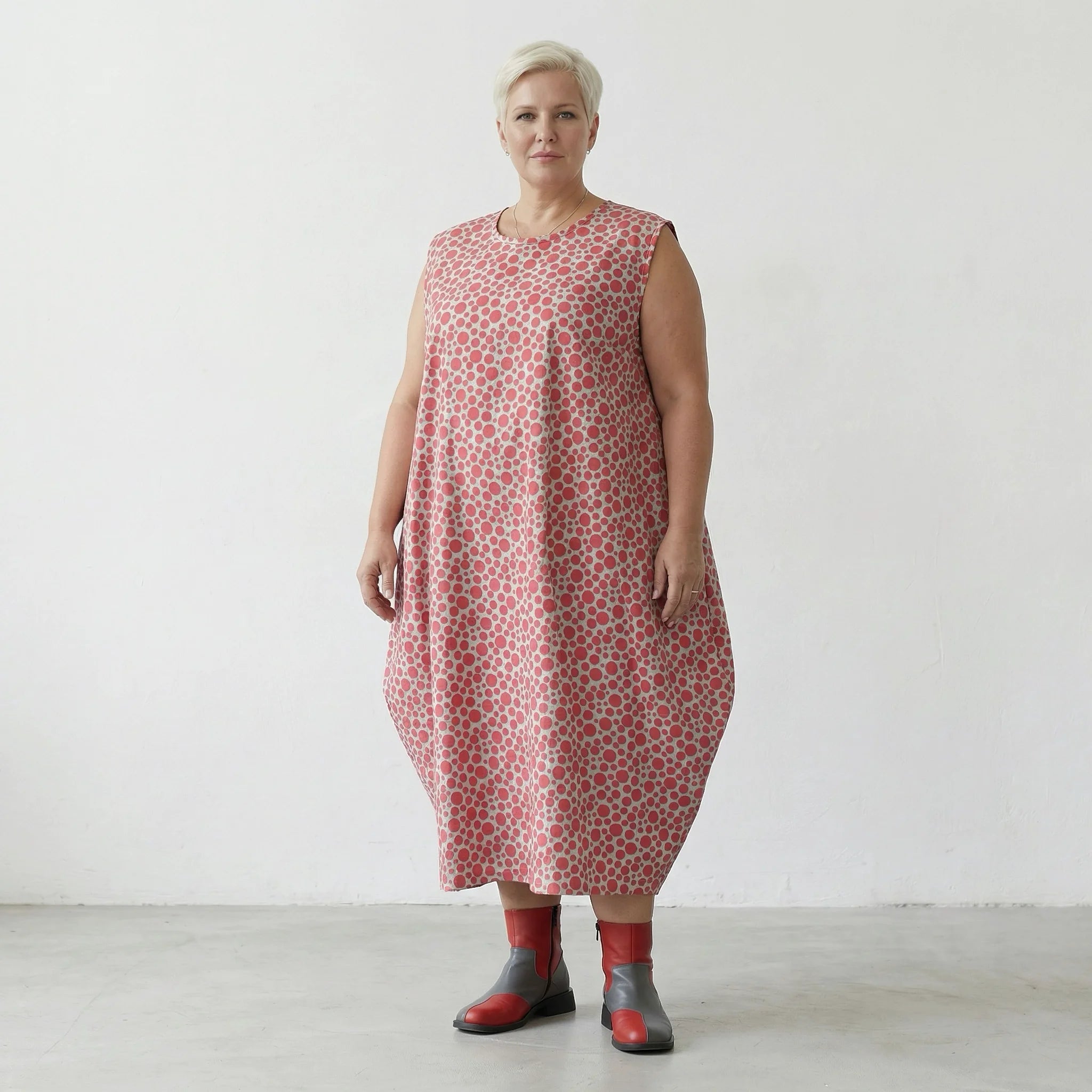Stilvolles Lagenlook Ballonkleid aus leichter Baumwolle mit ausgefallenem Punktemuster, Mint/Pink