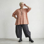 Zeitlos legeres Oversize A-Form Shirt aus feiner Popeline mit ausgefallenem Punkte Muster, Mint/Pink