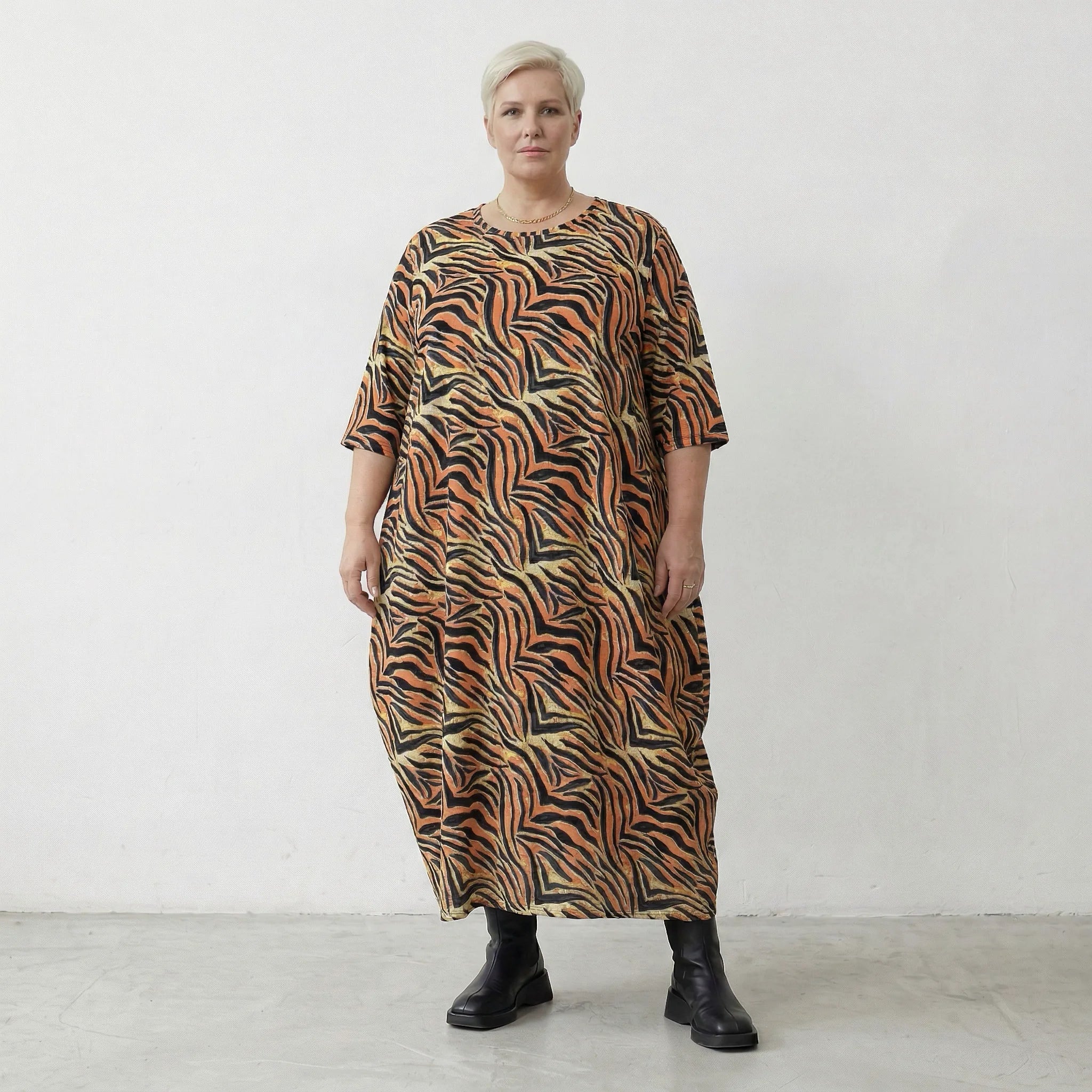 Luftig fein interpretiertes Ballon Kleid im modernen Zebra Lagenlook, zeitlos und ausgefallen, Orange/Schwarz/Gelb