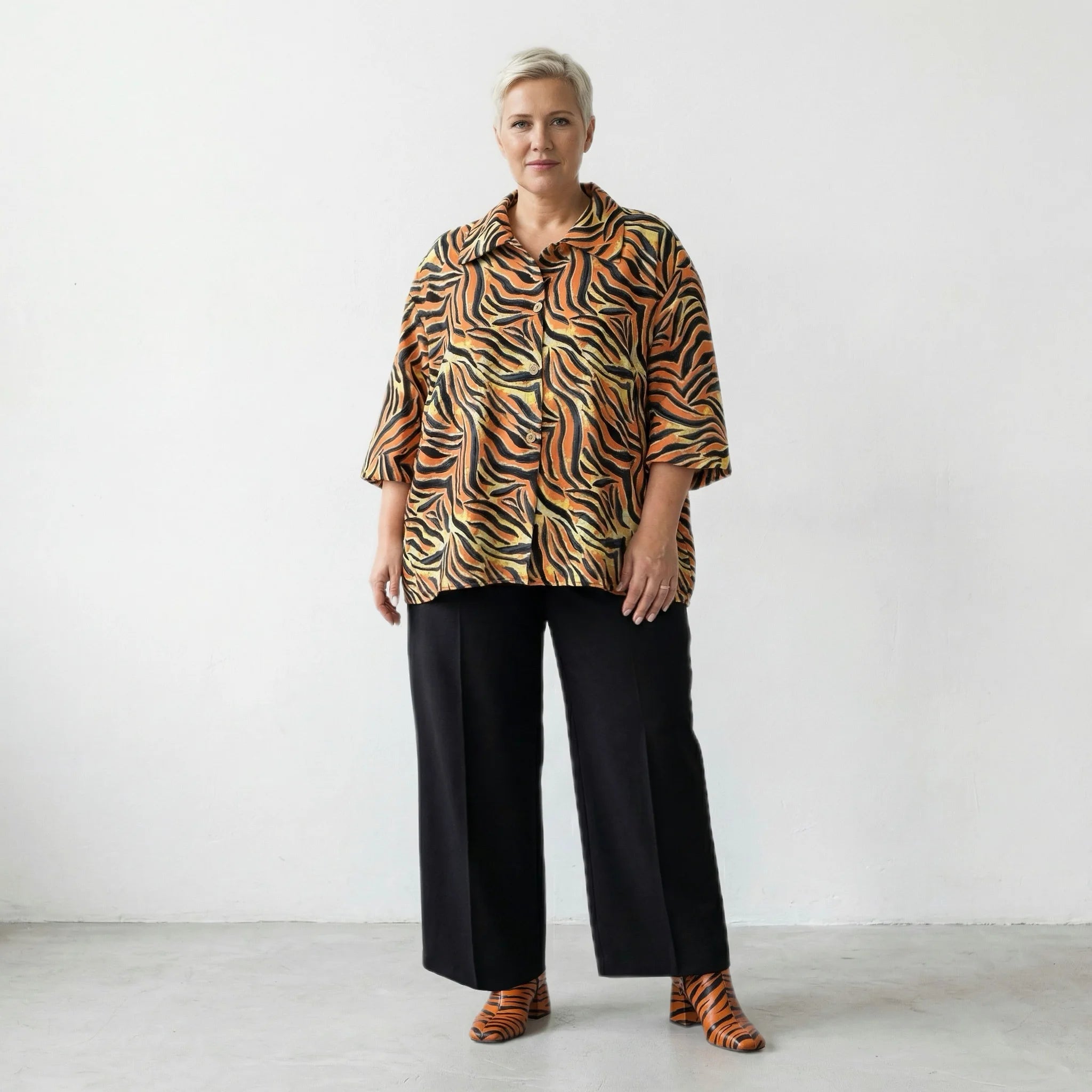 Luftige Oversize Jacke aus feiner Popeline im ausgefallenen Zebra Lagenlook, wunderbar weich, Orange/Schwarz/Gelb