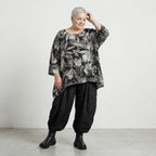 Außergewöhnlich leichtes Oversize Lagenlook Big Shirt mit floraler Musterung in Leinen Optik, Schwarz/Weiß
