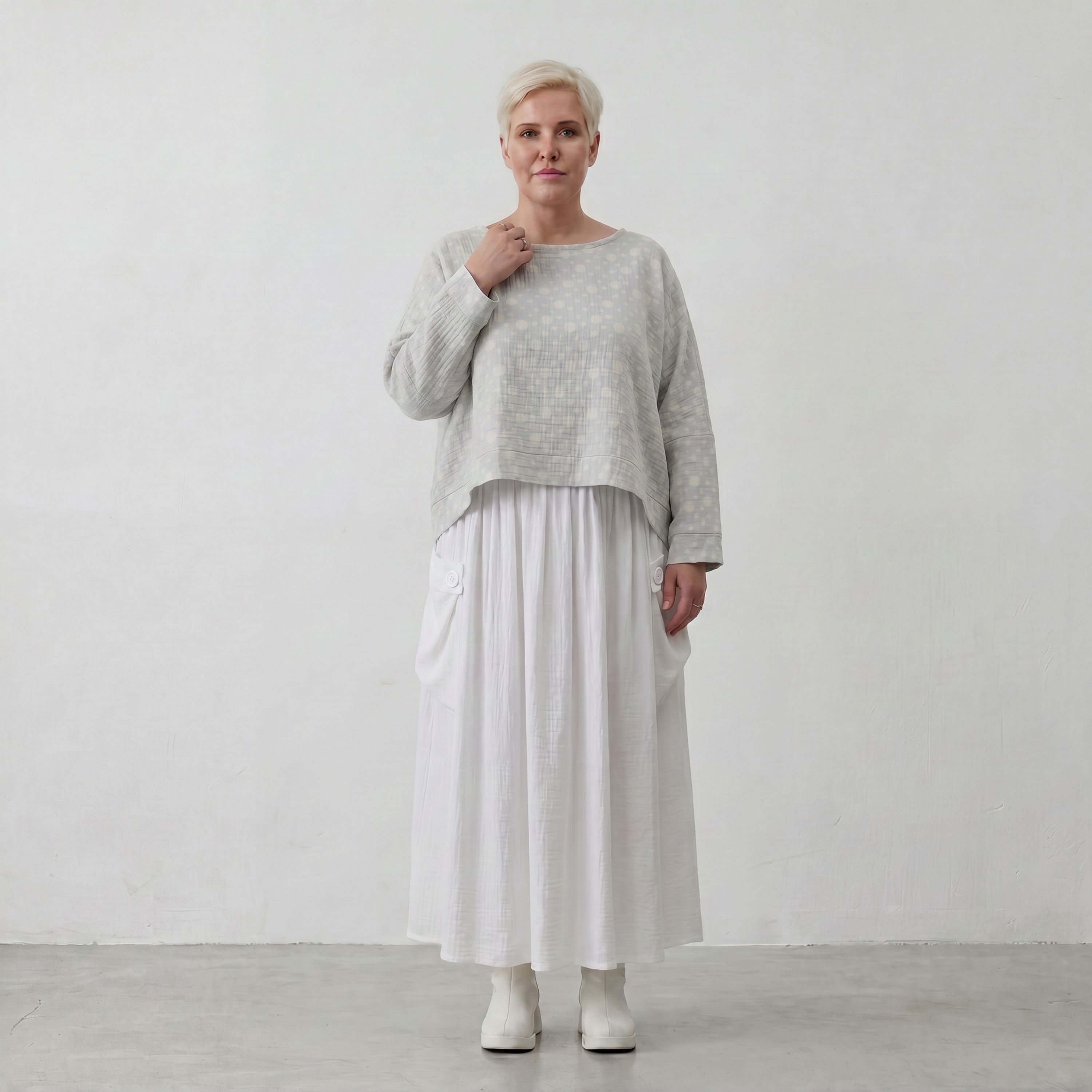Leichter Baumwollüberwurf Hellblau/Ecru im Oversize Lagenlook zeitlos leger luftig weich