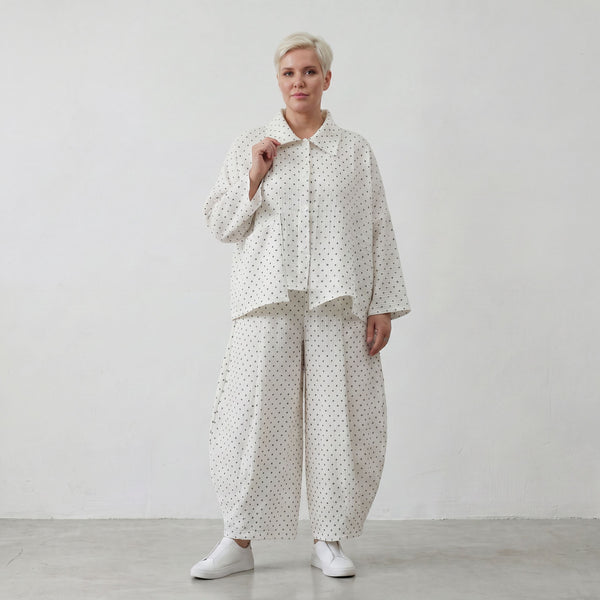Ausgefallene Oversize Ballonhose im Weiß Schwarz Karomuster leger zeitlos modern chic