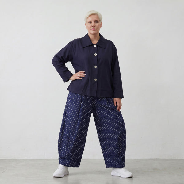 Zeitlose Oversize Ballonhose im Dunkelblau/Weiß Karolook leger ausgefallen luftig soft