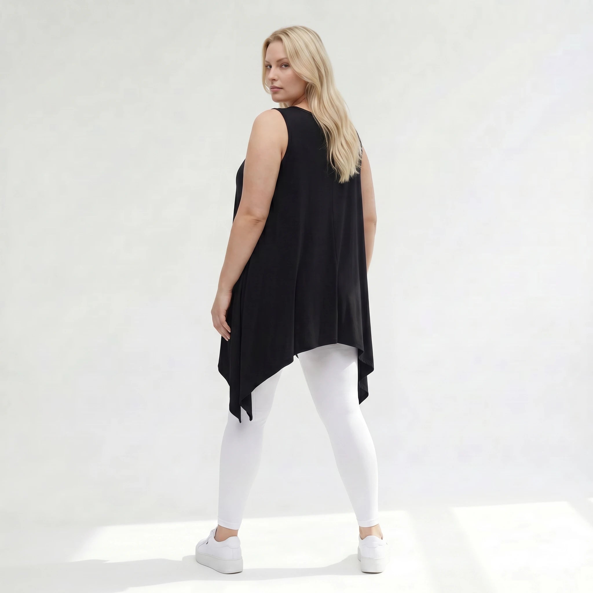 Zipfel Top von AKH Fashion aus Viskose, 1312.01975, Schwarz, Schick, Modern, Bequem