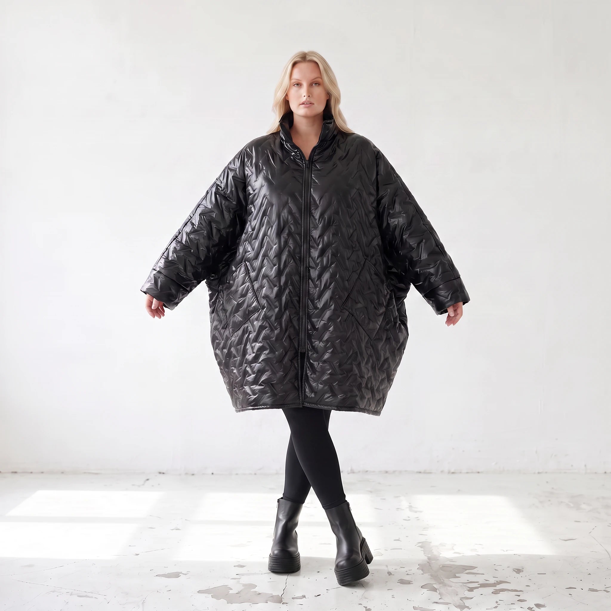 Schwarze Steppjacke mit grafischem Muster oversized wasserabweisend warm mit Taschen