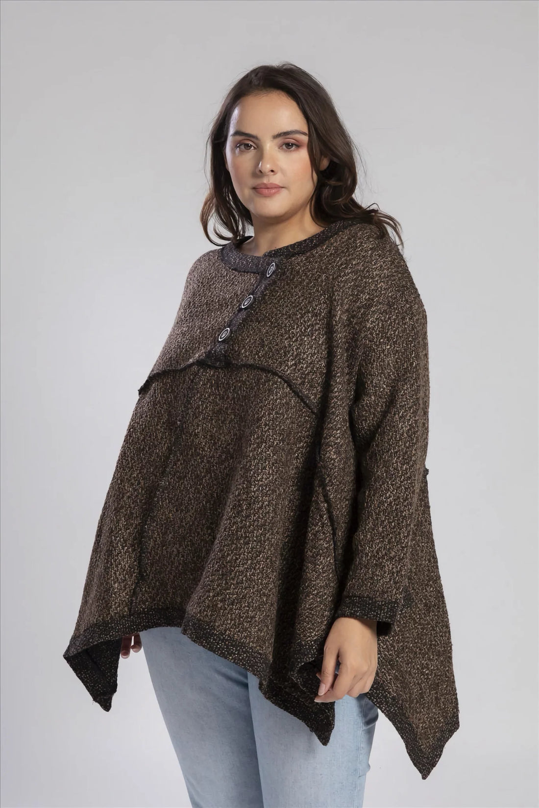  Stylisches A-Form Shirt in elegantem Choco für Komfort und trendigen Look im Oversize-Stil