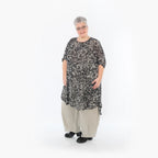  AKH Fashion Bigshirt in gerundeter Form, aus Viskose, 1494.02499, Schwarz/Ecru, Blumen