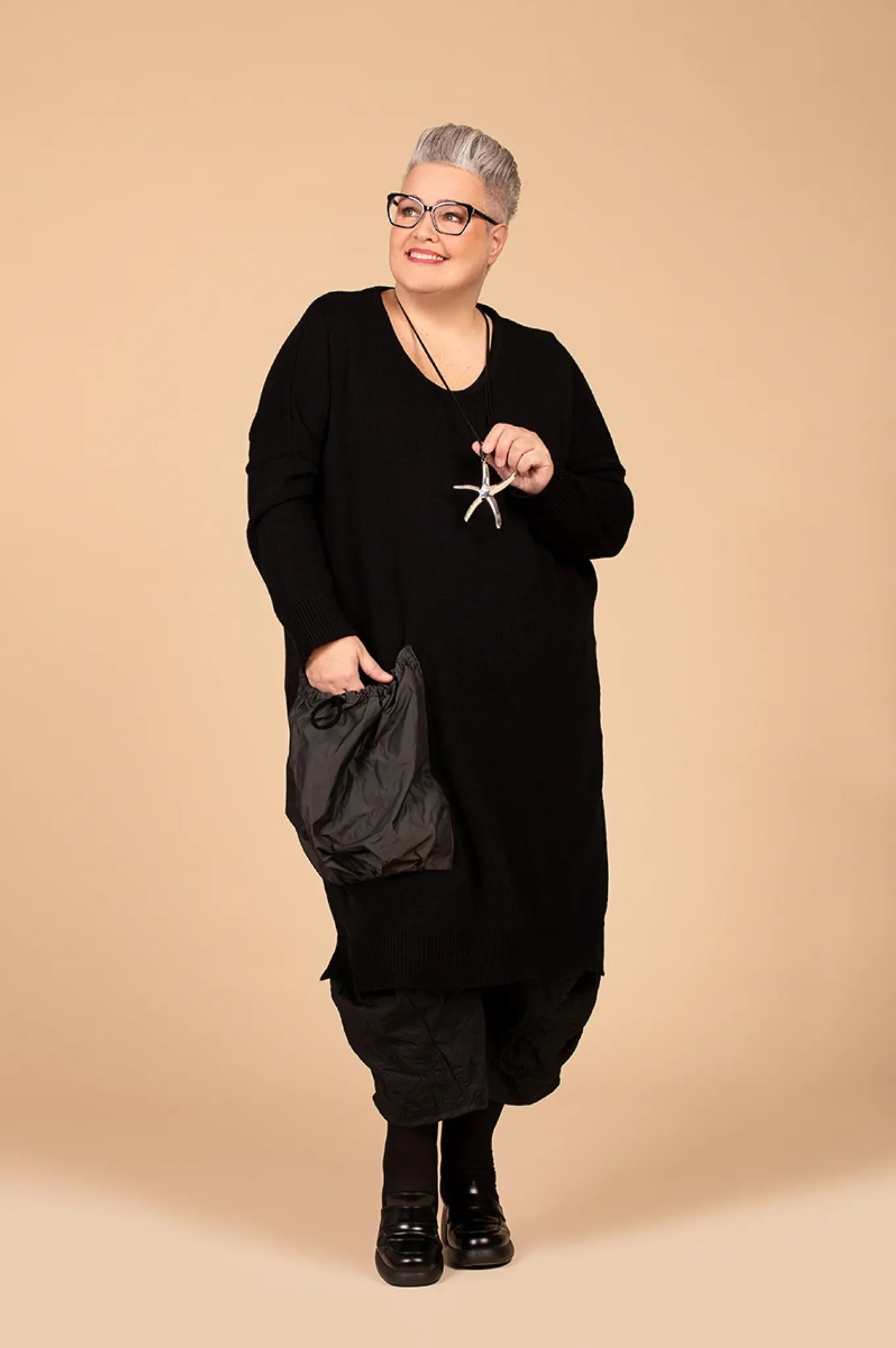  AKH Premium Kleid in gerader Form, aus Baumwolle, 1446.02319, Schwarz, Schick, Modern