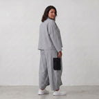 Bengaline Jacke in Grau Weiß mit kastigem Schnitt Stehkragen und 3/4-Arm für jede Saison