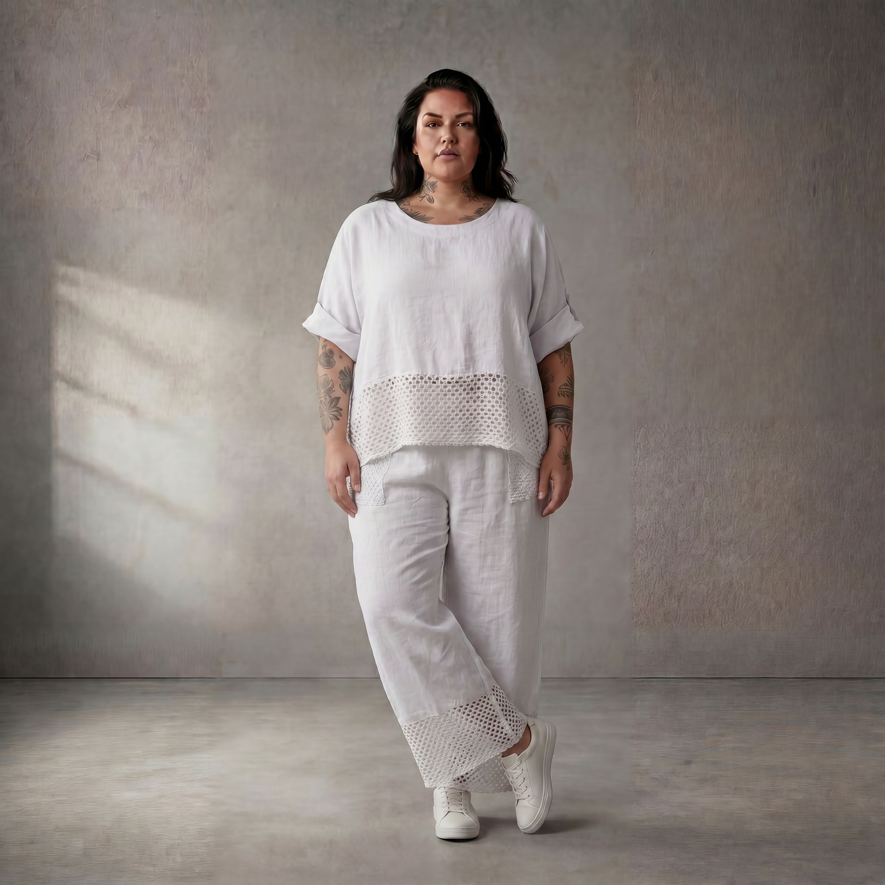 Zeitlose weiße Leinenhose im Lagenlook leger sehr Oversize mit Strickdetails aus Italien