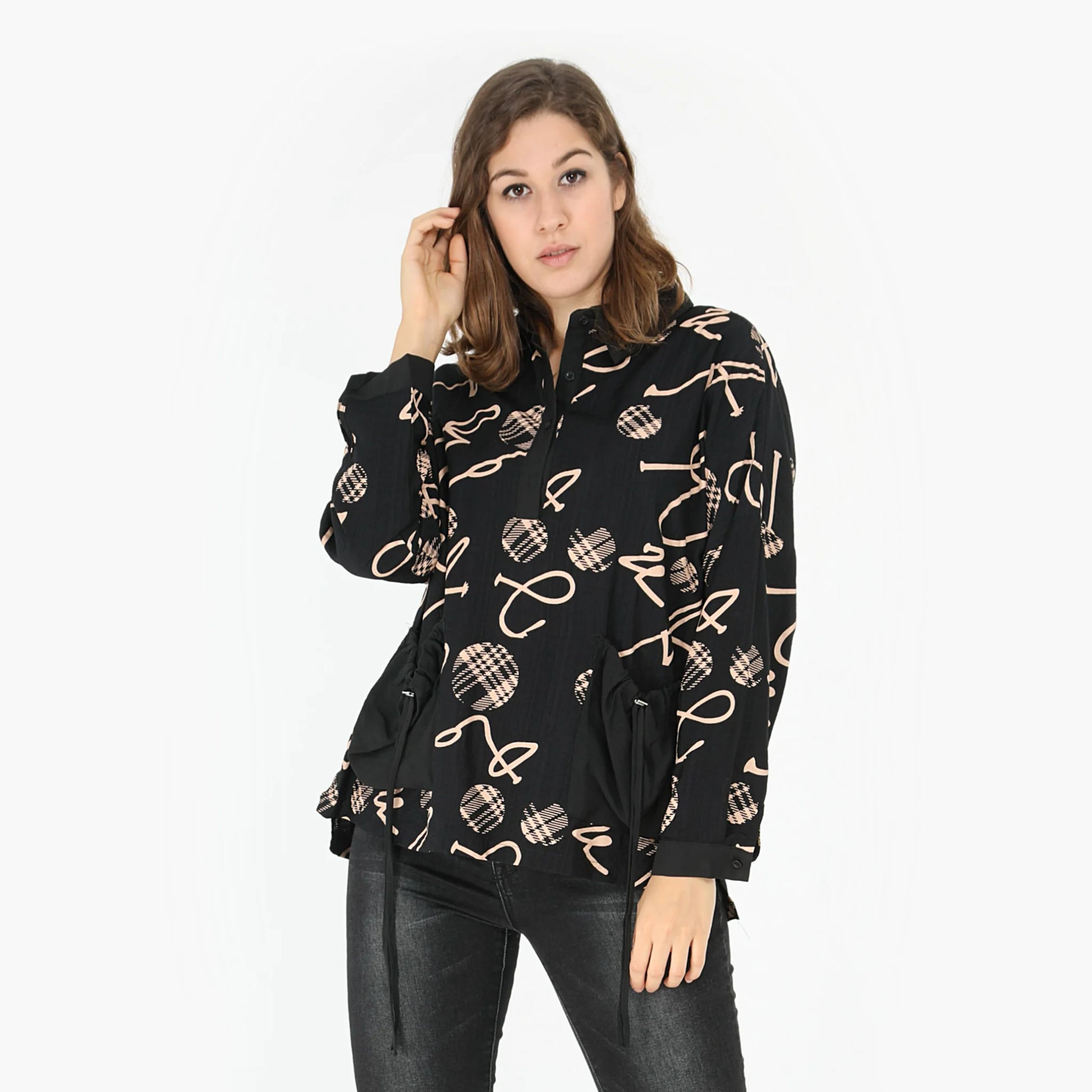  Modisches Shirt in Schwarz-Beige aus leichtem Baumwoll-Popelin für Herbst und Winter in Plus Size