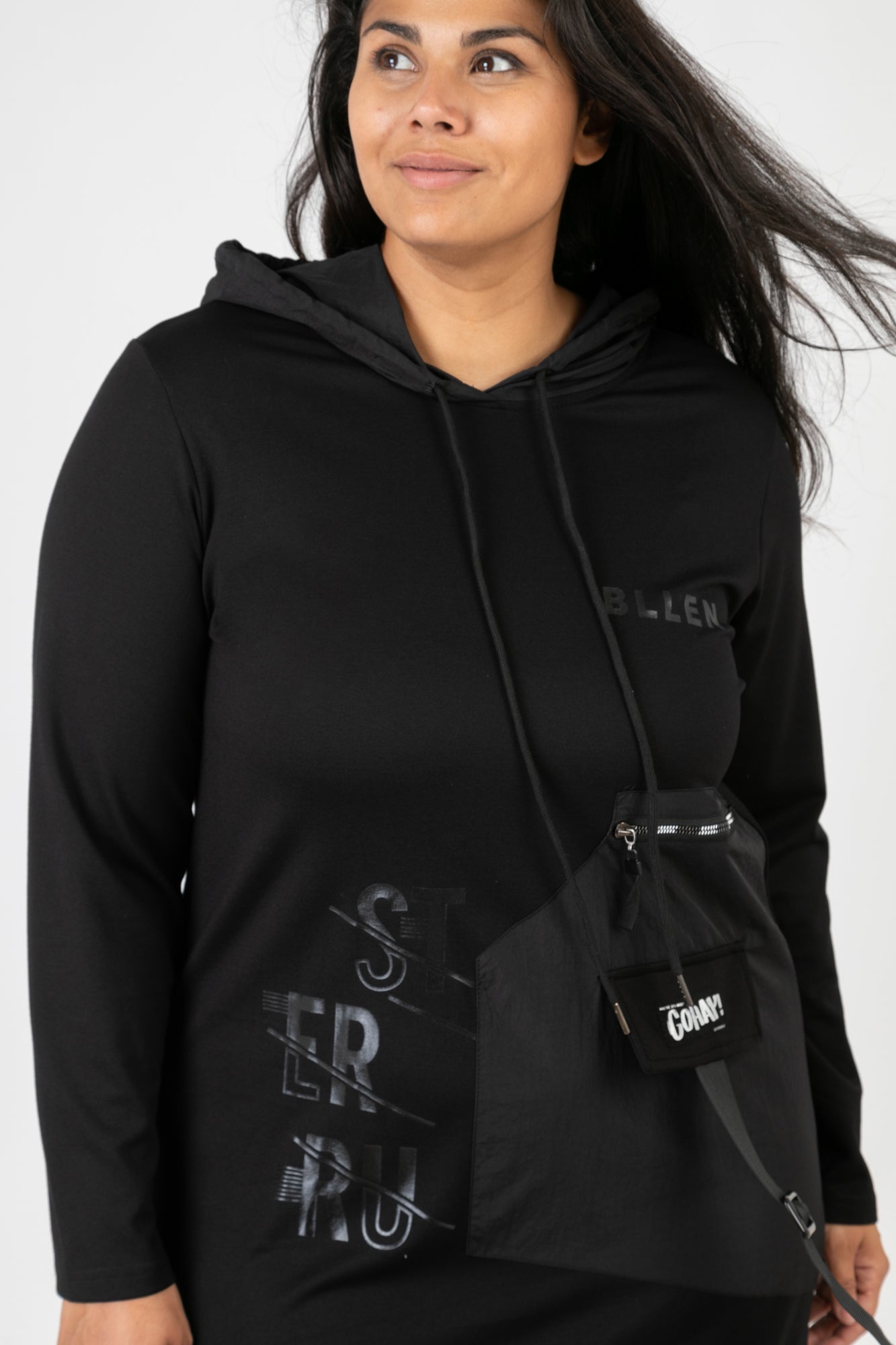  Pomme Rouge Kleid in gerader Form, aus Viskose, C6635, Schwarz, Muster, Schick, Modern