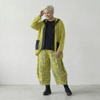 Stilvolle Lagenlook Oversize Jacke aus feinem Baumwollstrick mit Memorytaft und Schalkragen, Lime/Schwarz