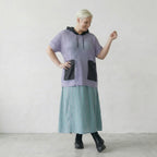Luftiges Oversize Shirt aus feiner Baumwolle im ausgefallenen Lagenlook mit Kapuze, Flieder/Schwarz