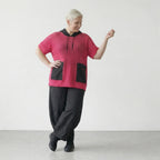 Zeitloses Oversize Shirt aus feiner Baumwolle mit ausgestelltem Lagenlook, Kapuze und Details, Fuchsia/Schwarz