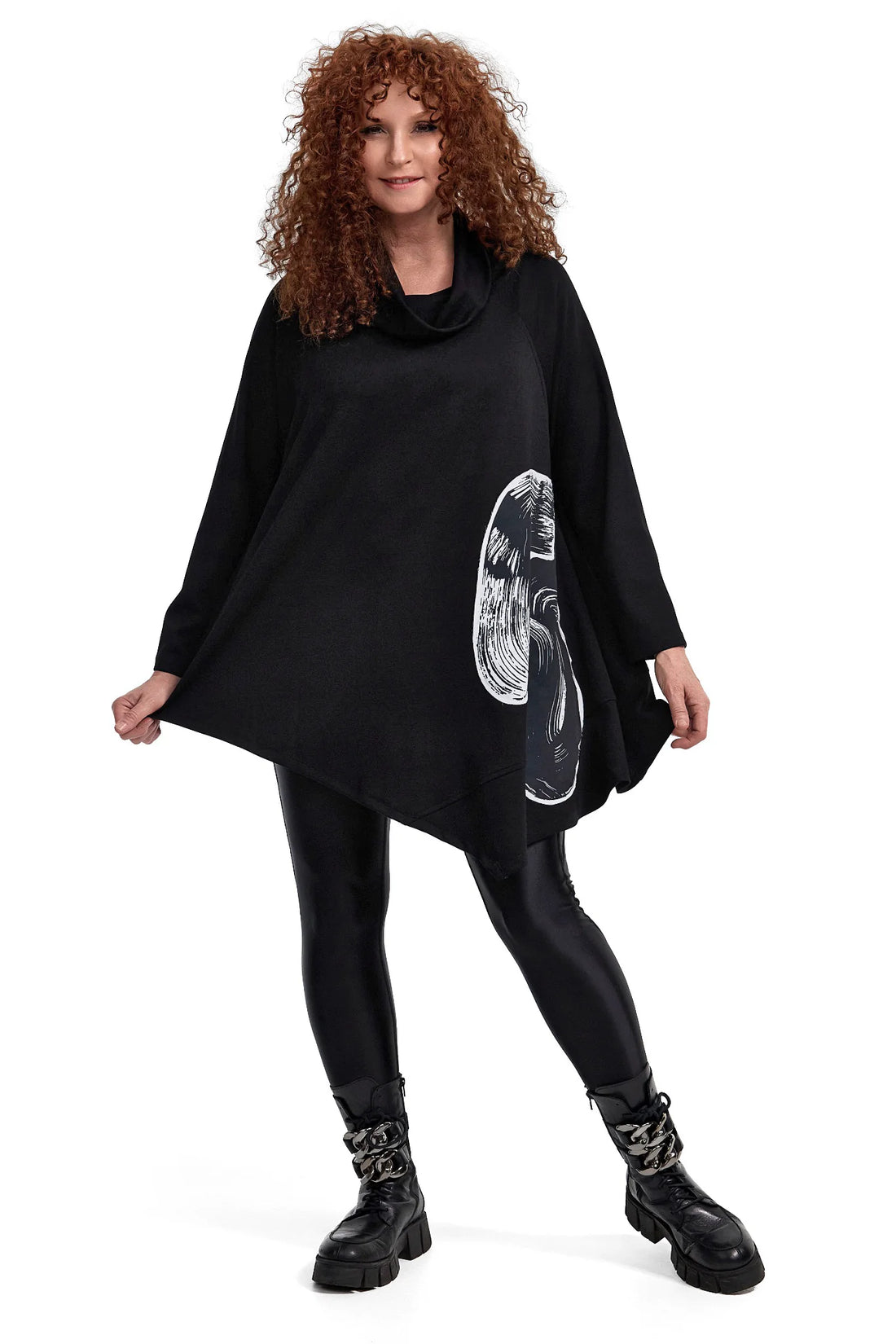  Modisches A-Form Shirt in Schwarz mit Wasserfallkragen und asymmetrischem Schnitt für Plus Size