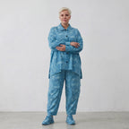 Luftige Oversize Bluse aus feiner Baumwoll Popeline, ausgefallen im Lagenlook mit Taschen, Aquablau