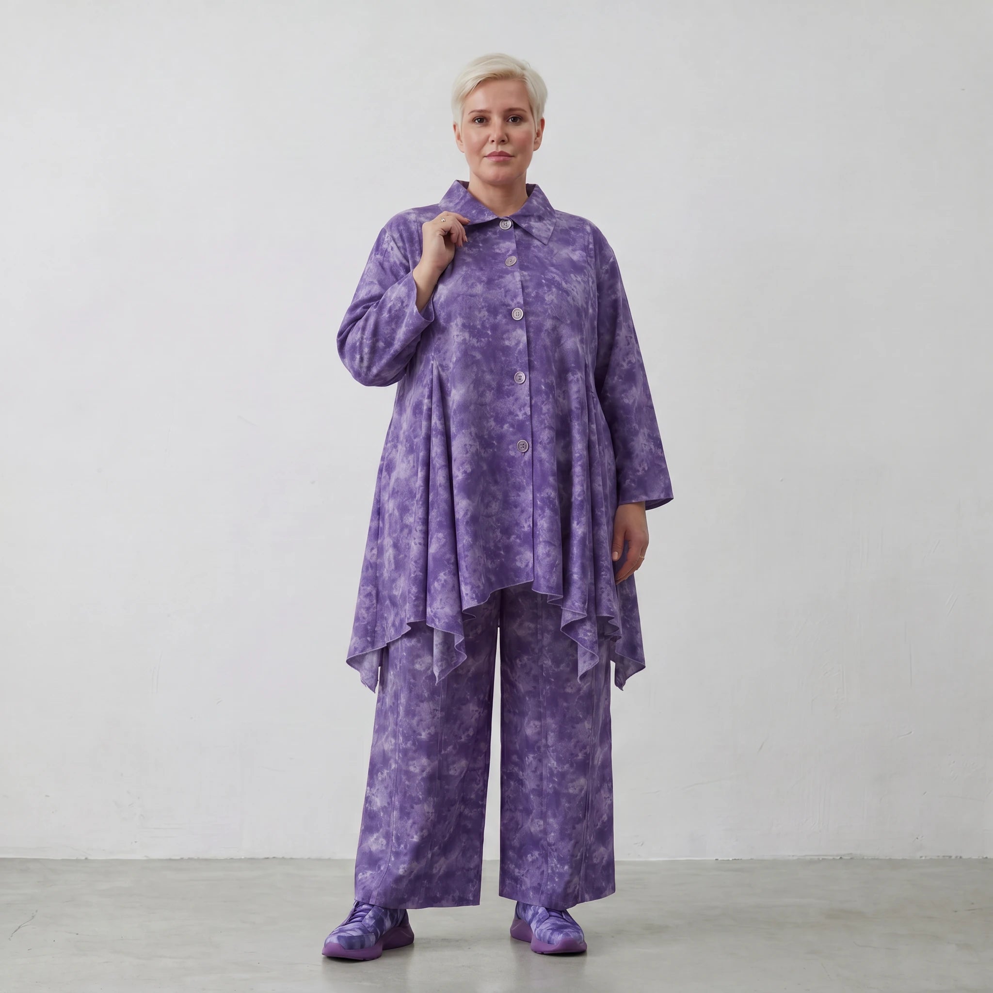 Zeitlos ausgefallene Oversize Glockenform Bluse aus feiner Baumwoll Popeline, luftig leicht, Lila