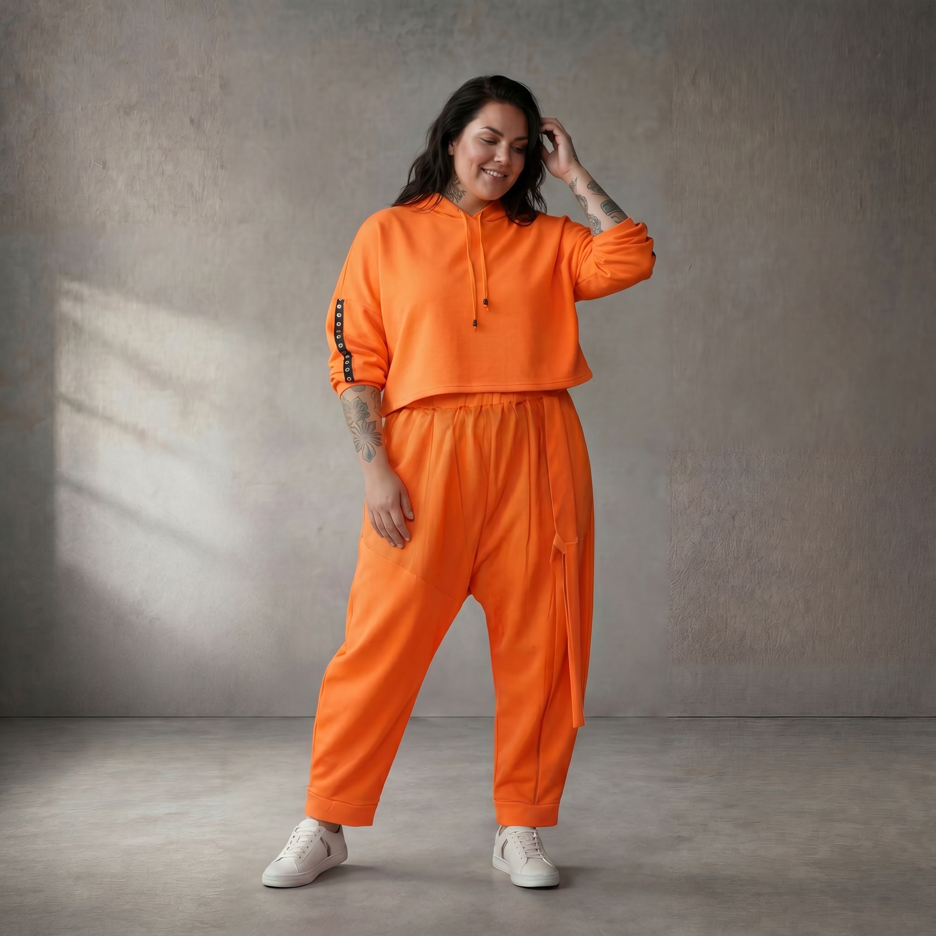 Damen Hose Lagenlook NeonOrange, schmaler Schnitt, Knopfleiste, Oversize große Größen – Funky Diva