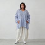 Luftiges Oversize Shirt in Jeansblau/Weiß im Lagenlook leger zeitlos ausgefallen soft