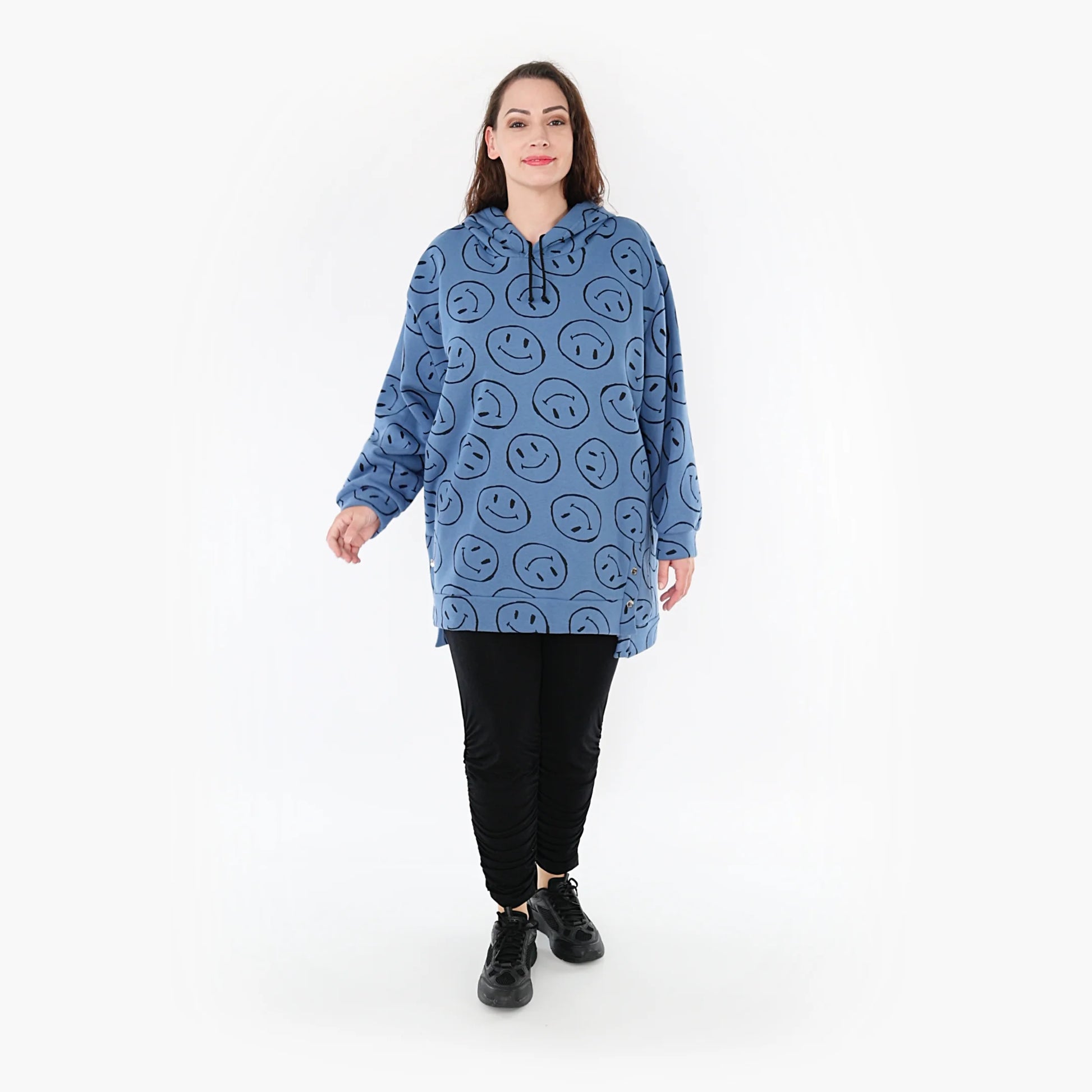  Lässiges Oversize-Shirt in Jeansblau-Schwarz aus hochwertigem Baumwoll-Fleece mit Kapuze und Knöpfen