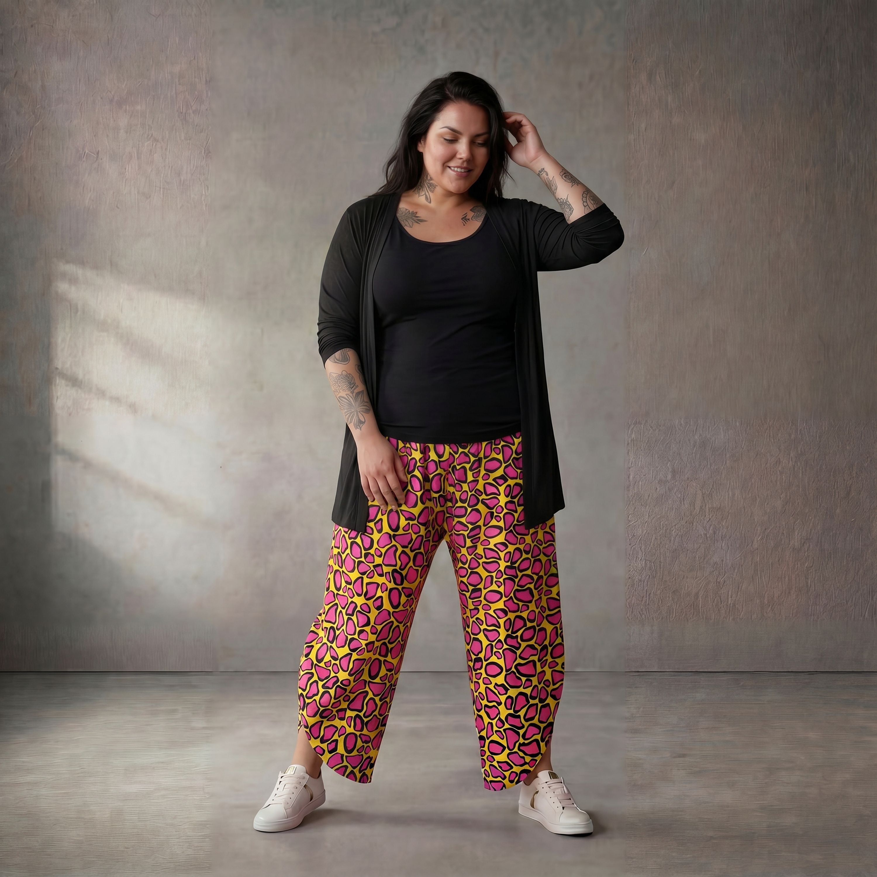 Fliessende Ballonhose im Lagenlook Gelb Pink Schwarz Oversize leger luftig weich zeitlos