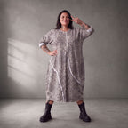Damen Kleid Lagenlook Baumwolle Schwarz/Weiß, Ballonschnitt, Langarm, Seitentaschen, Oversize große Größen – Funky Diva