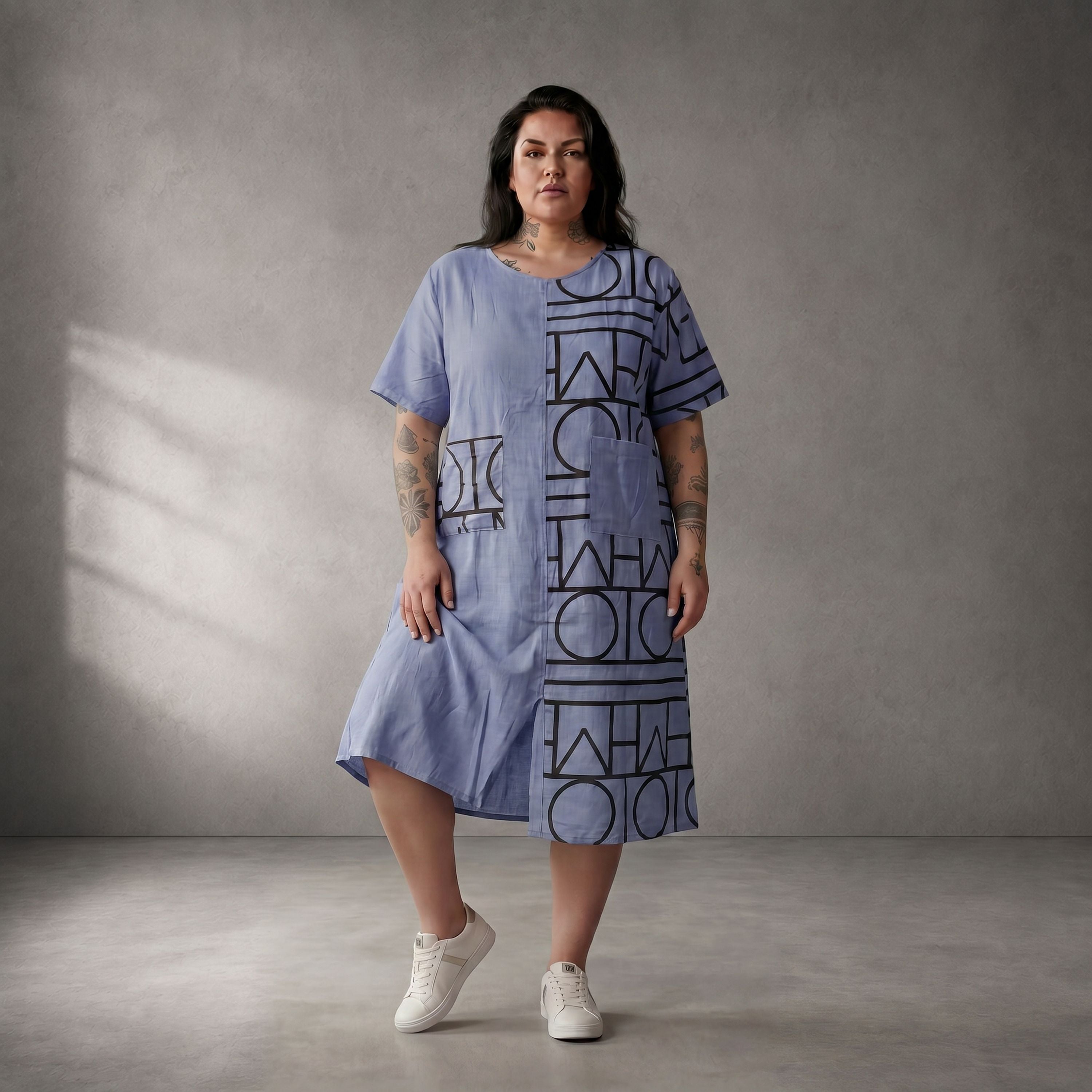 Leichtes blaues Viskoseleinen Shirt luftig im legeren Oversize Lagenlook zeitlos chic