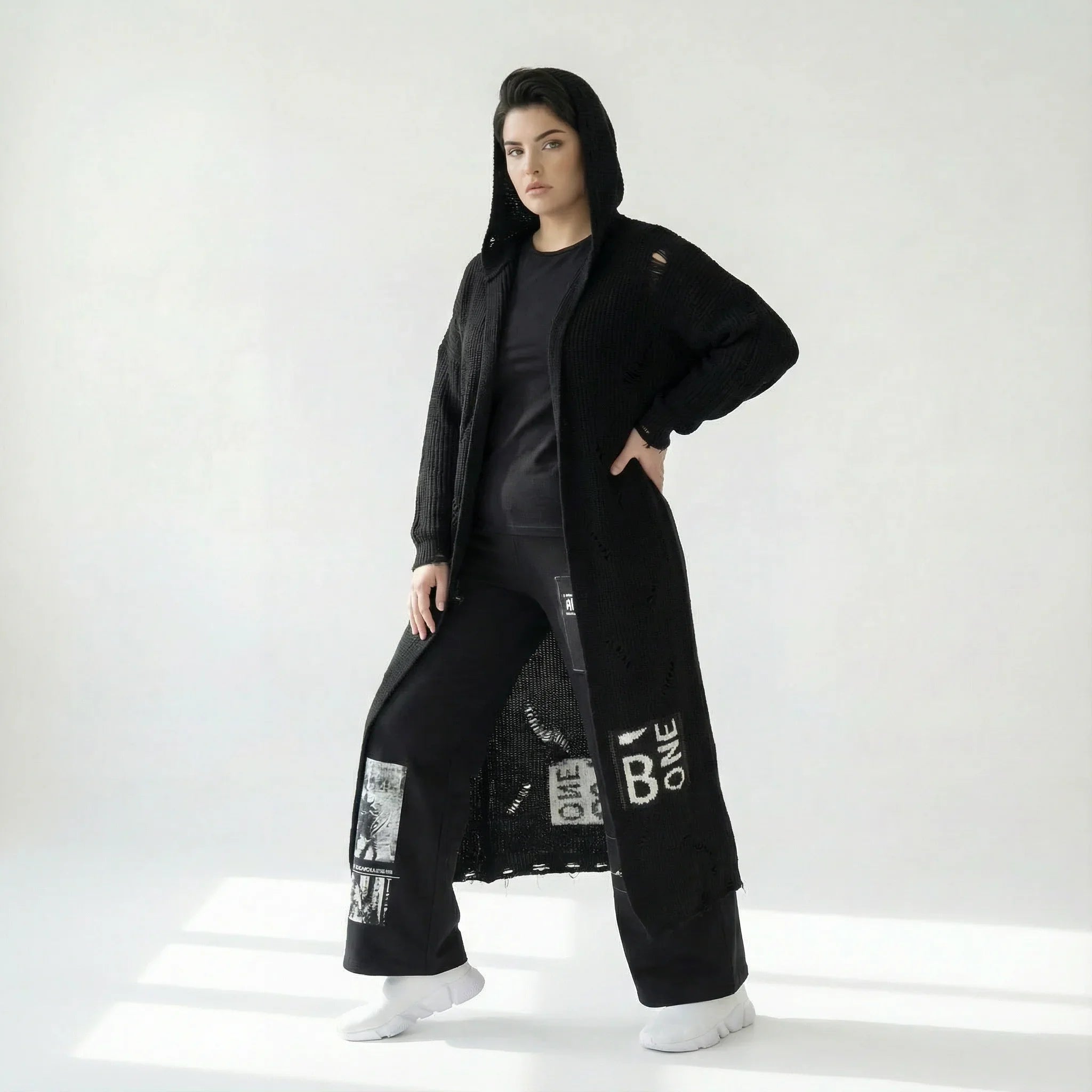 Oversize Grobstrick Cardigan mit Schrift Applikationen Übergang B One Damenmode jetzt bei Modeare entdecken