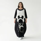 Cadrelli Maxikleid in Schwarz-Weiß mit Kunst-Print & French Terry – Avantgarde Damenmode bei Modeare entdecken