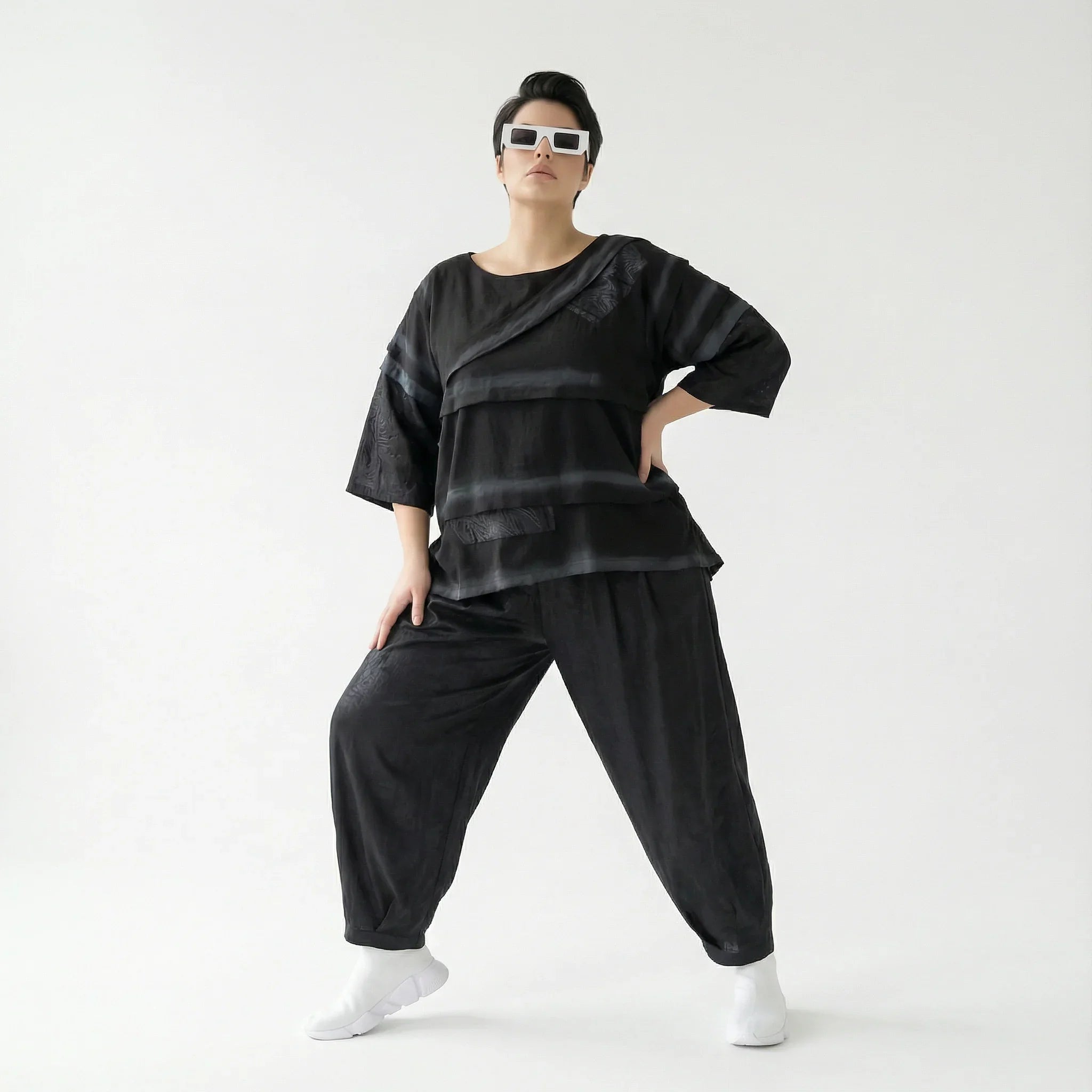 Oversize Bluse A Form abstraktes Streifen Schattenspiel French Terry Caraclan bei Modeare Damenmode