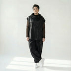 2-teiliges Oversize-Set aus Mesh-Shirt & Slinky-Weste – Caraclan Design bei Modeare | Avantgarde, leicht, Übergang