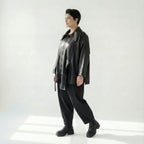 Oversize Übergangsjacke aus Lederimitat mit Zippern in Schwarz – Caraclan bei Modeare entdecken